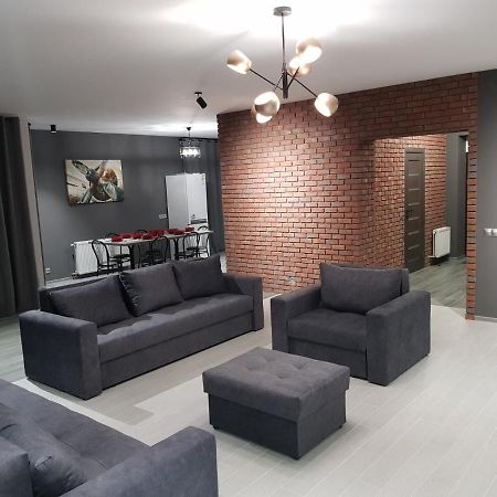 Uzhorod 3 Room Lovely House Екстер'єр фото