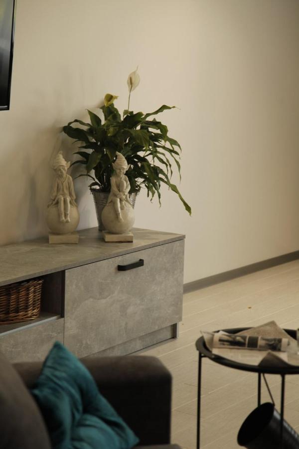 Uzhorod 3 Room Lovely House Екстер'єр фото