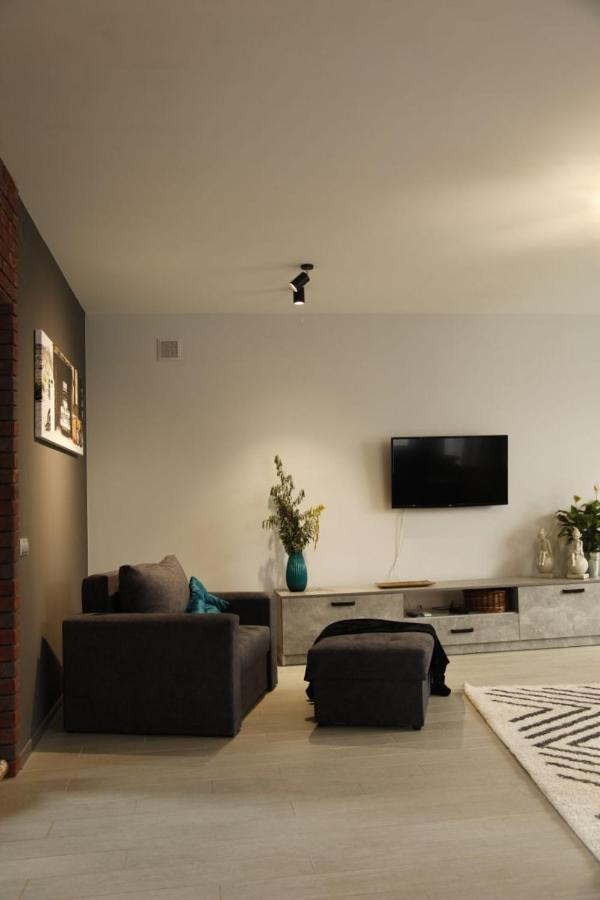 Uzhorod 3 Room Lovely House Екстер'єр фото