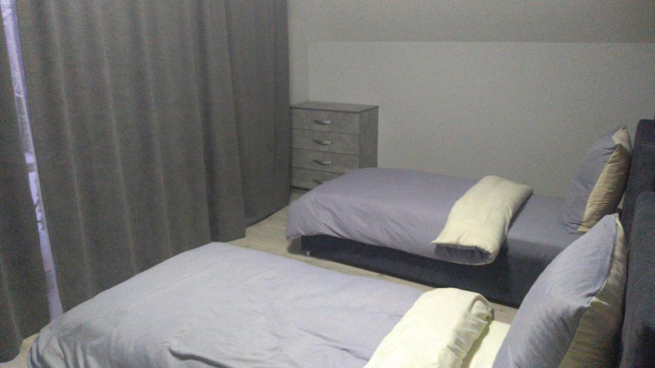 Uzhorod 3 Room Lovely House Екстер'єр фото