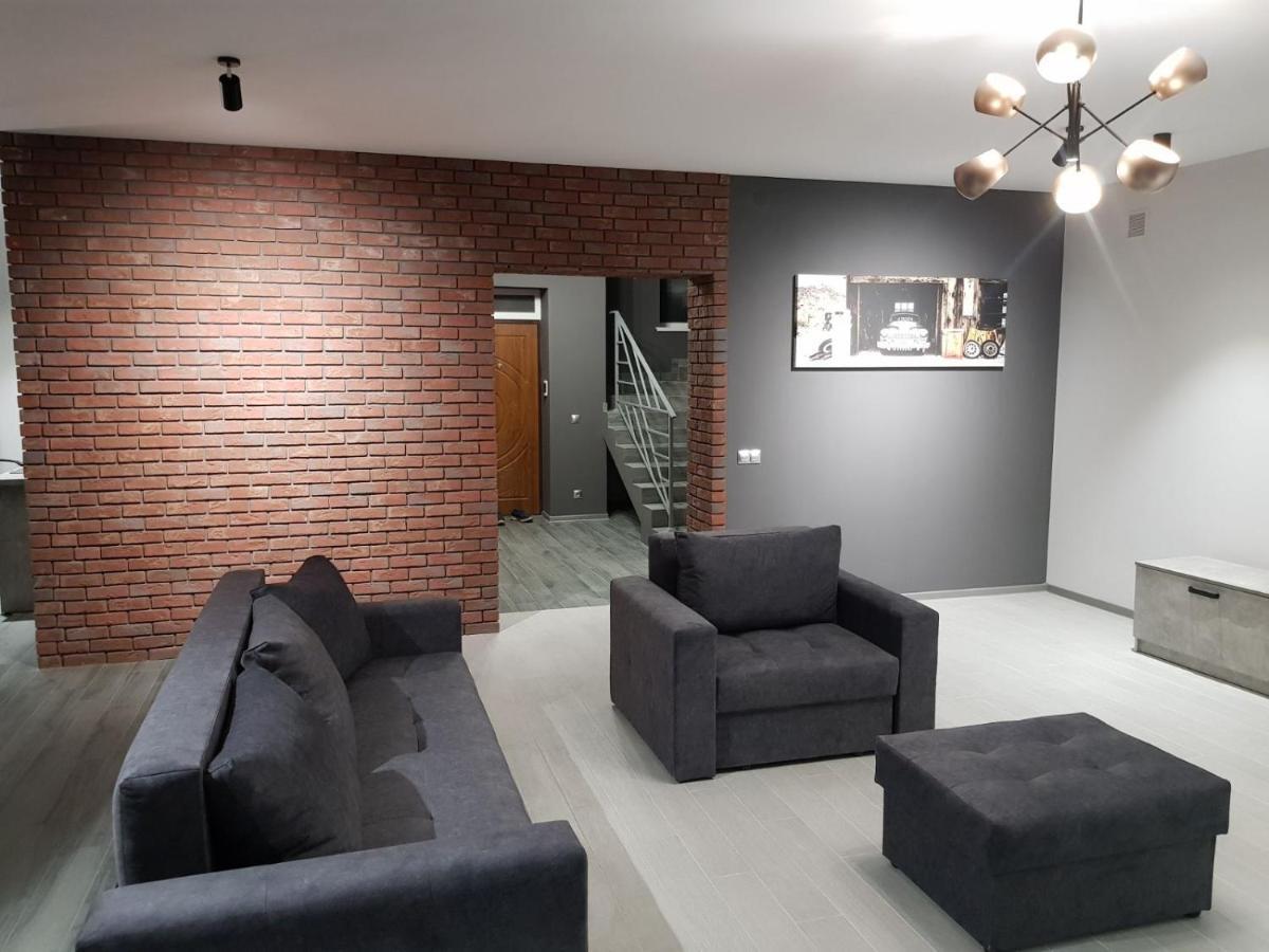Uzhorod 3 Room Lovely House Екстер'єр фото