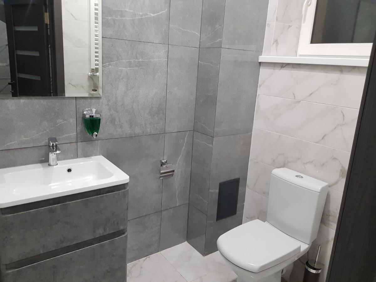 Uzhorod 3 Room Lovely House Екстер'єр фото